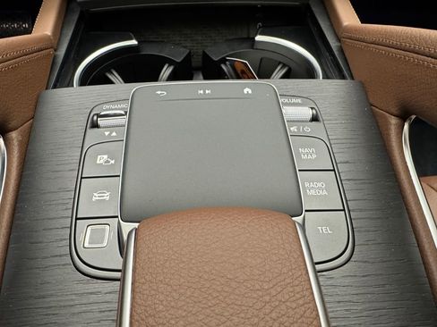 New 2026 Mercedes-Benz GLE 450 4MATIC image 17