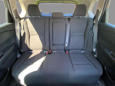 Used 2024 Nissan Rogue S image 14