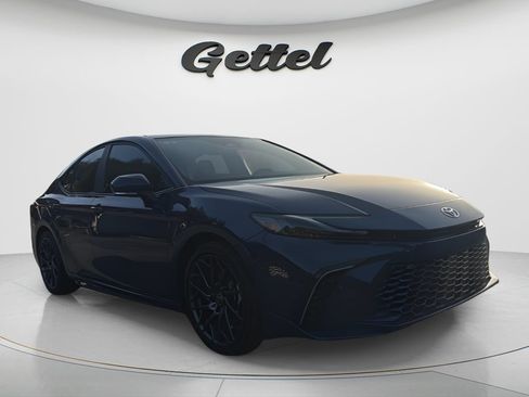 Used 2025 Toyota Camry XSE w/ Premium Package FWD image 3
