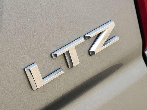 Used 2026 Chevrolet Silverado 1500 LTZ w/ LTZ Premium Package image 16