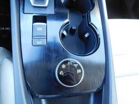 Used 2023 Nissan Rogue SV w/ SV Premium B Package AWD/4WD image 36