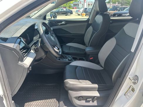 Used 2023 Volkswagen Taos SEL AWD/4WD image 15