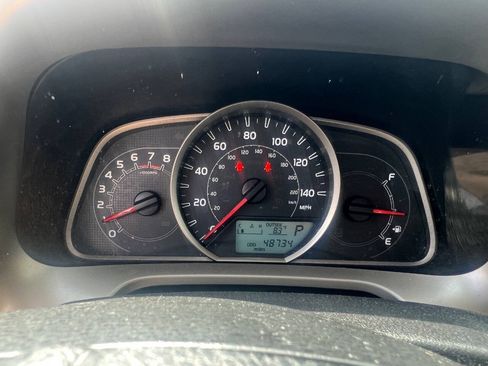 Used 2013 Toyota RAV4 XLE AWD/4WD image 12