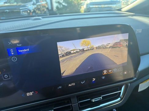 New 2026 Chevrolet Equinox EV LT image 14