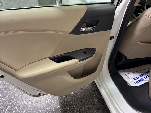 Used 2015 Honda Accord EX-L image 23