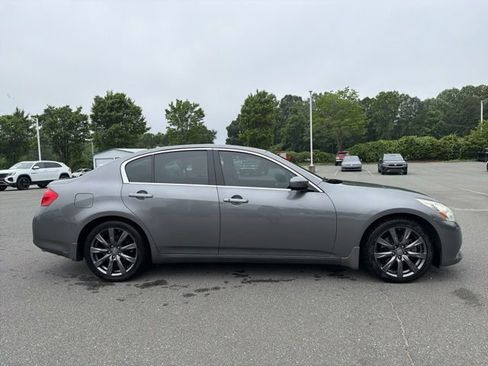 Used 2013 INFINITI G37 Journey w/ Premium Pkg RWD image 6