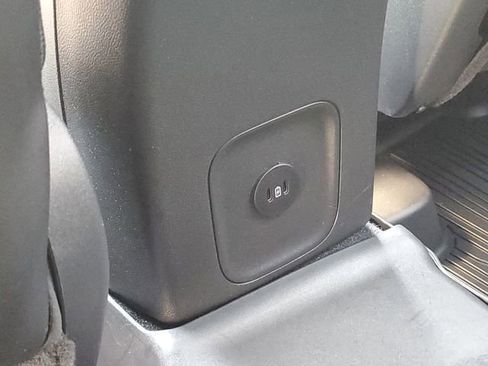 Used 2025 Ford Escape ST-Line w/ Equipment Group 301A FWD image 29