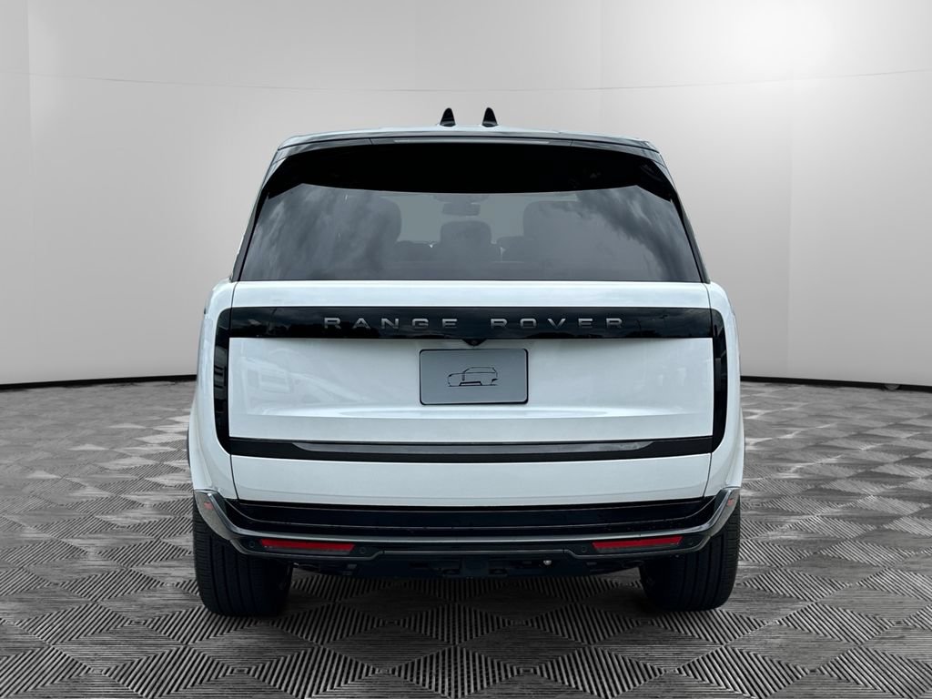 New 2026 Land Rover Range Rover Long Wheelbase SE AWD/4WD image 4