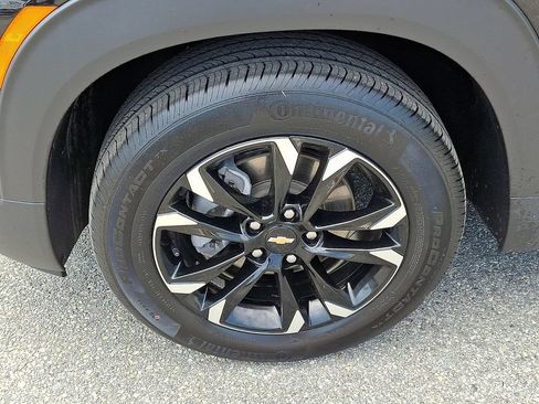 Used 2023 Chevrolet TrailBlazer LT w/ Convenience Package FWD image 13