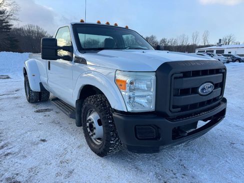 Used 2011 Ford F350 XL w/ Camper Pkg image 7