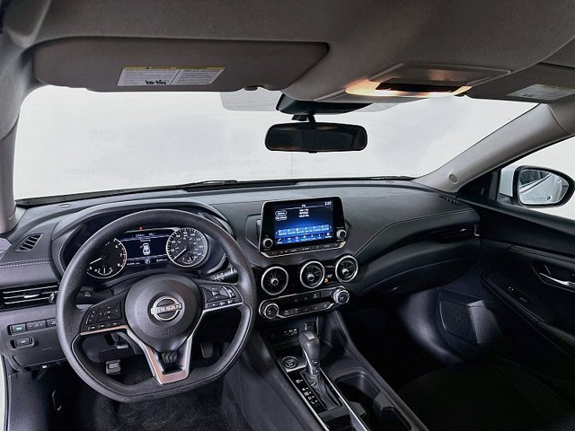 Used 2024 Nissan Sentra SV FWD image 21