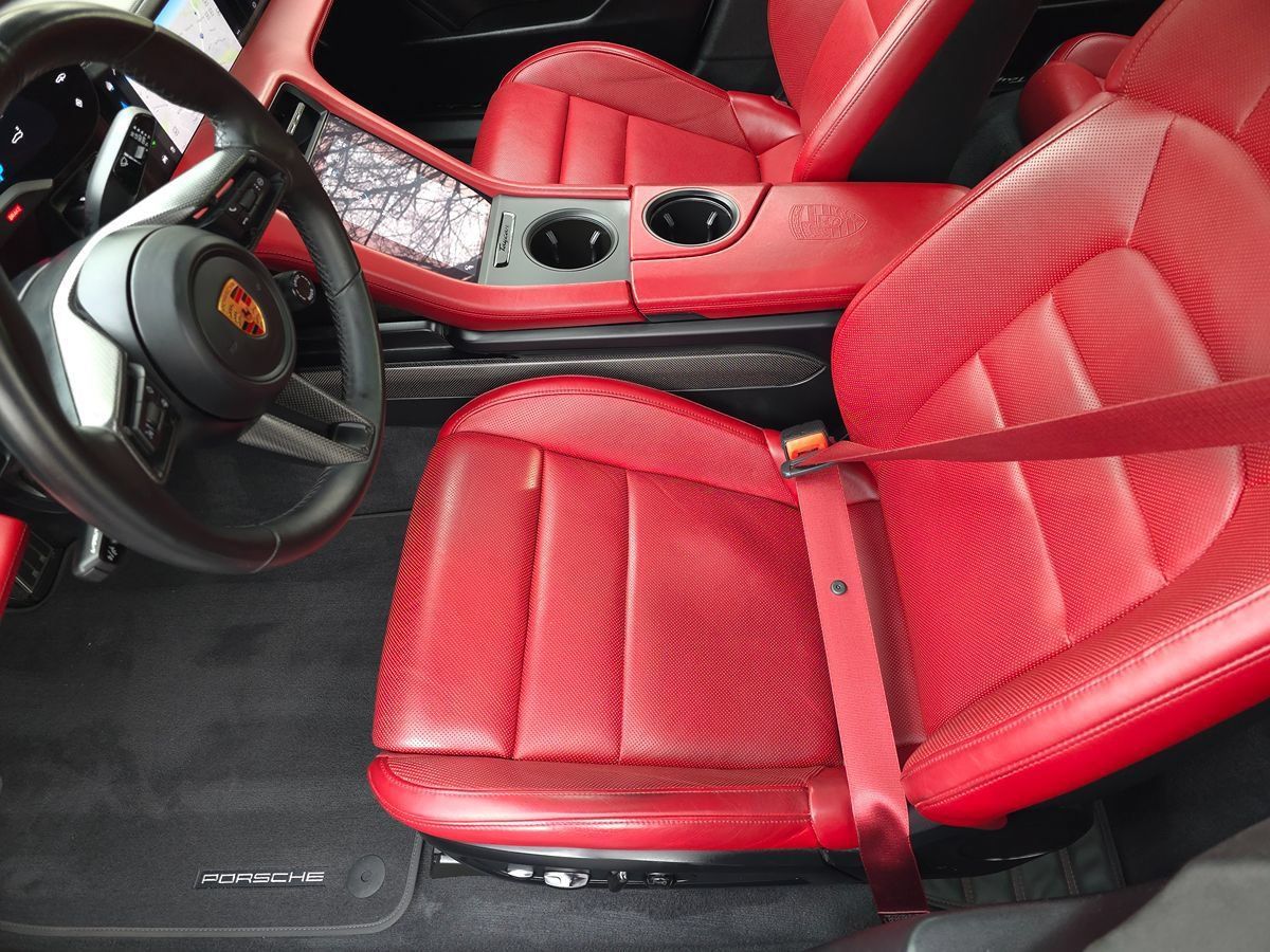 Used 2020 Porsche Taycan Turbo AWD/4WD image 12