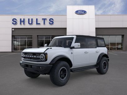 New 2025 Ford Bronco Outer Banks w/ Sasquatch Package