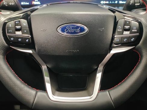 Used 2026 Ford Explorer ST-Line AWD/4WD image 5