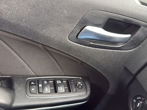 Used 2023 Dodge Charger SXT RWD image 21