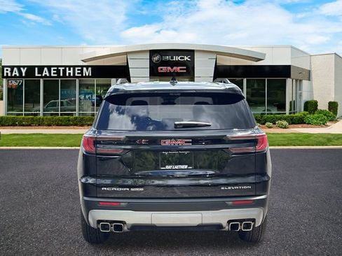 Used 2026 GMC Acadia Elevation w/ Elevation Premium Package AWD/4WD image 4