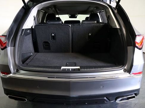 Certified 2023 Acura MDX SH-AWD w/ Advance Package image 32