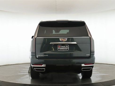 Used 2025 Cadillac Escalade ESV Premium Luxury w/ Touring Package image 11