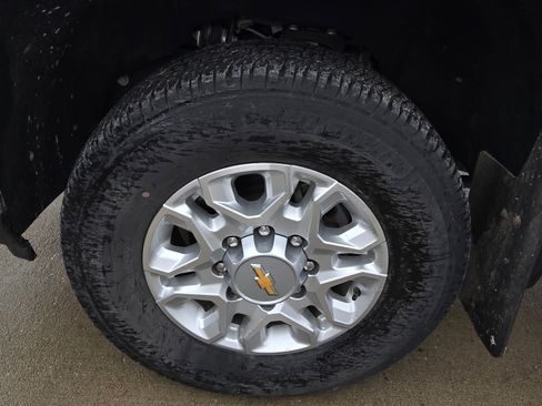 Certified 2024 Chevrolet Silverado 3500 LTZ w/ LTZ Plus Package image 9