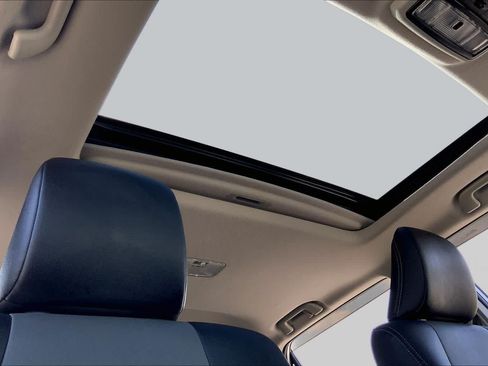 Used 2022 Toyota 4Runner SR5 Premium w/ Moonroof Package RWD image 14
