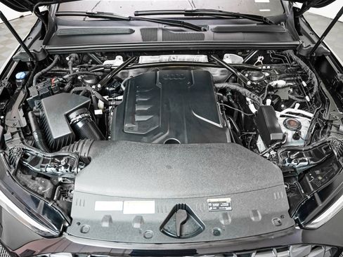 Certified 2025 Audi Q5 Premium Plus w/ Premium Plus image 4