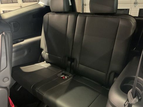 New 2026 Hyundai Ioniq 9 Calligraphy image 23