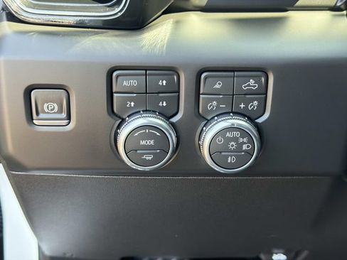 Used 2026 GMC Sierra 1500 AT4 w/ AT4 Premium Package AWD/4WD image 27