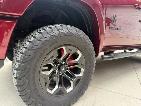 Used 2020 RAM 1500 Big Horn AWD/4WD image 14