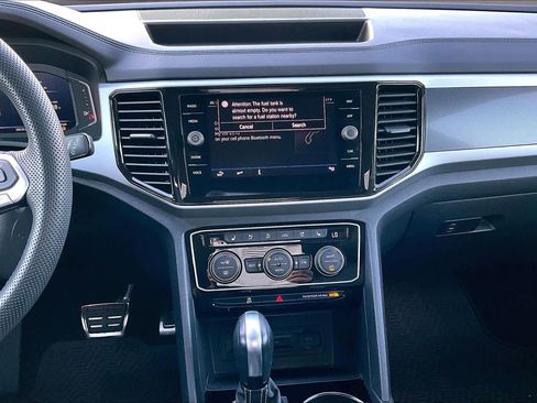 Used 2023 Volkswagen Atlas SEL Premium image 6