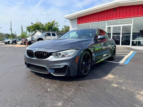 Used 2015 BMW M4 Convertible RWD image 3