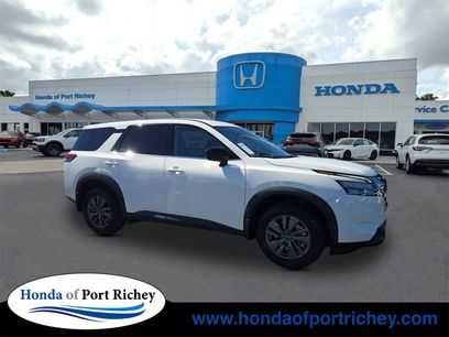 Used 2025 Nissan Pathfinder S