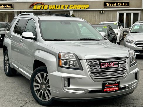Used 2017 GMC Terrain Denali w/ Cargo Package image 1