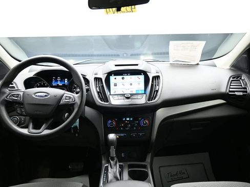 Used 2017 Ford Escape SE w/ Equipment Group 201A FWD image 12