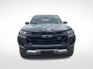 Used 2024 Chevrolet Colorado Trail Boss w/ Advanced Trailering Package AWD/4WD video 2