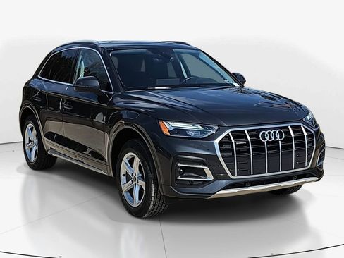 Used 2021 Audi Q5 2.0T Premium w/ Convenience Package image 1
