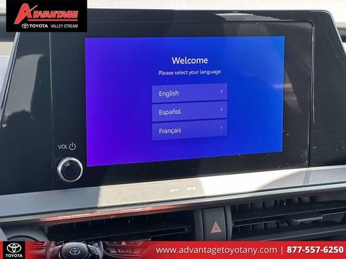 Used 2024 Toyota Prius Prime FWD image 29