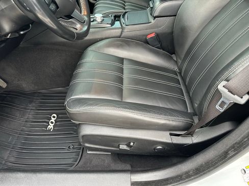 Used 2022 Chrysler 300 S RWD image 12