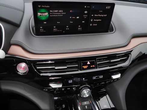 Used 2022 Acura MDX SH-AWD w/ Technology Package image 12
