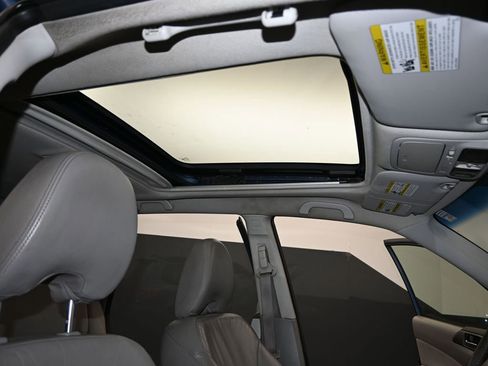 Used 2010 Subaru Forester 2.5X Limited image 28