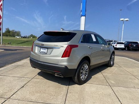 Used 2017 Cadillac XT5 Luxury w/ LPO, Wheel Lock Package FWD image 12