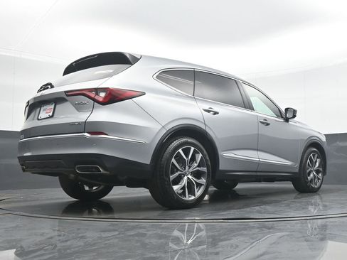 Used 2024 Acura MDX SH-AWD w/ Technology Package image 32