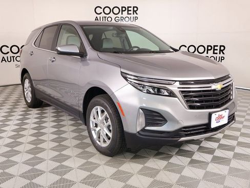 Used 2024 Chevrolet Equinox LT image 1