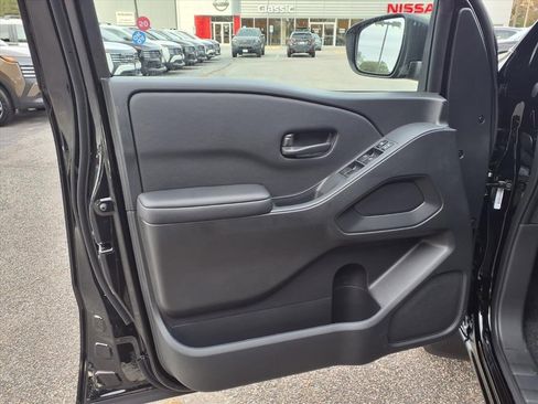 New 2026 Nissan Frontier S image 13