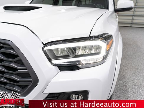 Used 2023 Toyota Tacoma TRD Sport image 8