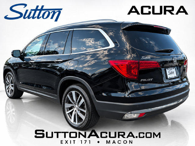 Used 2017 Honda Pilot Touring image 3