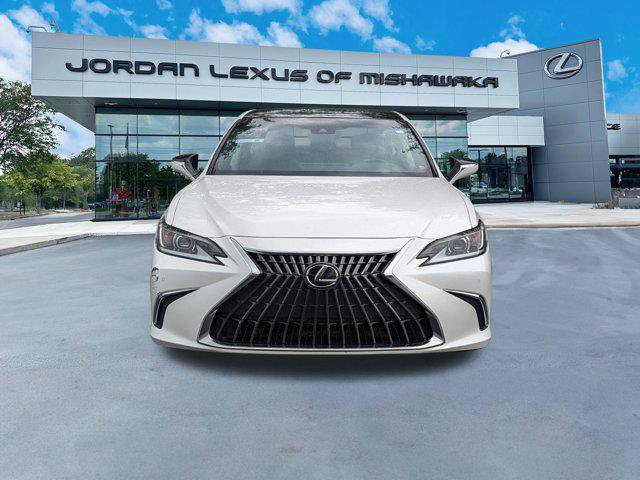 Used 2022 Lexus ES 350 w/ Premium Package FWD image 3