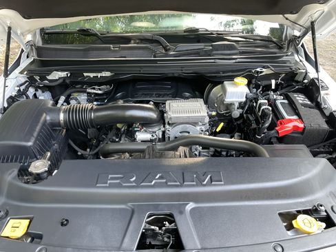 Used 2023 RAM 1500 Limited AWD/4WD image 11