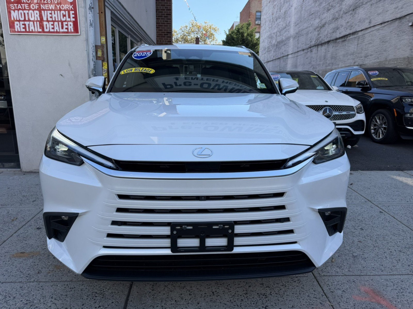 Used 2025 Lexus TX 350 AWD w/ Technology Package image 3