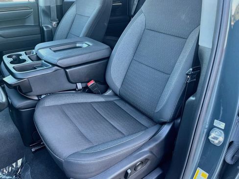 Used 2025 Chevrolet Silverado 1500 LT AWD/4WD image 20