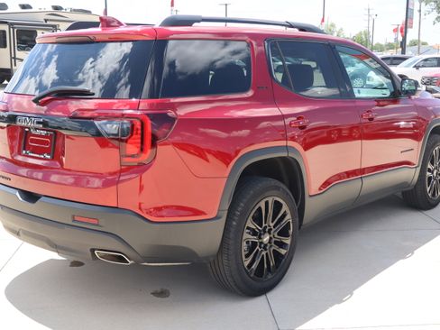 Used 2023 GMC Acadia SLT w/ Elevation Edition FWD image 5
